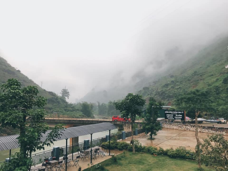 Diem Dung Chan Can Ty Ha Giang Exterior photo