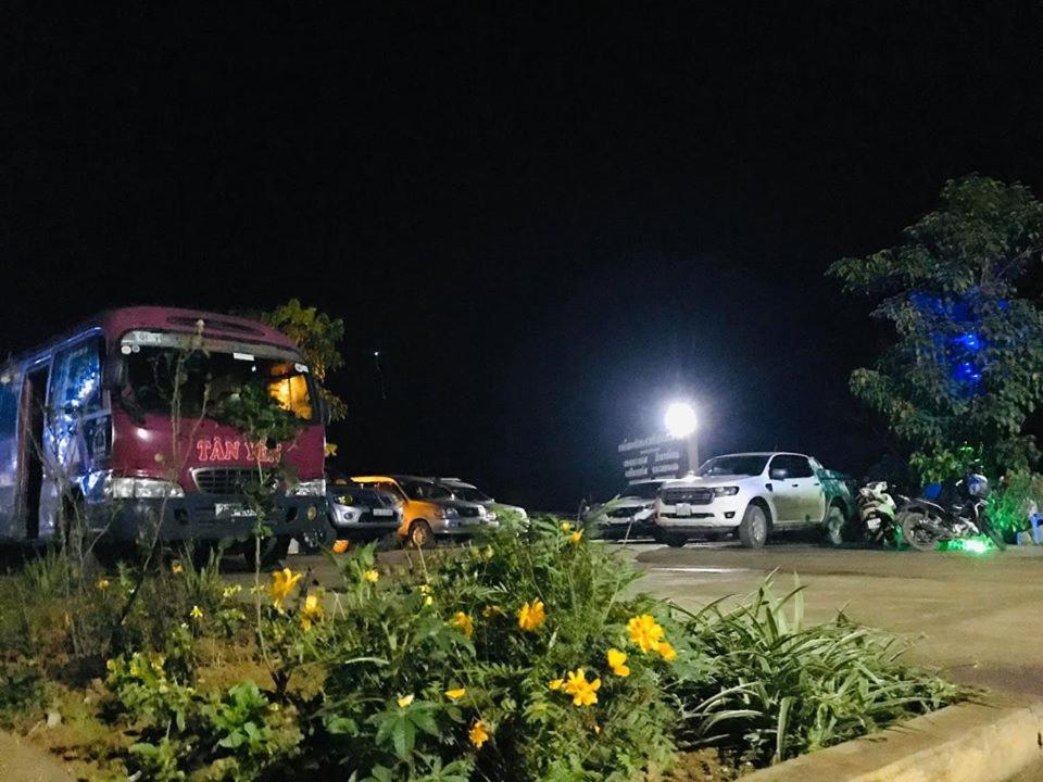 Diem Dung Chan Can Ty Ha Giang Exterior photo